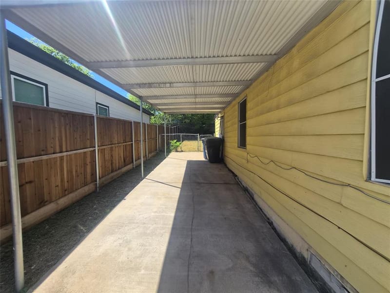 335 Avenue J, Dallas TX 75203 - Photo 23
