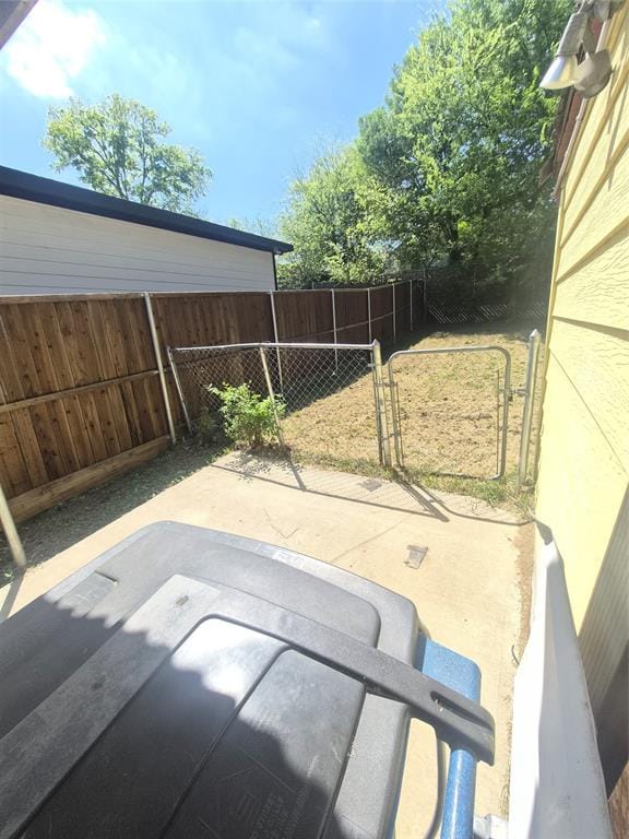 335 Avenue J, Dallas TX 75203 - Photo 15