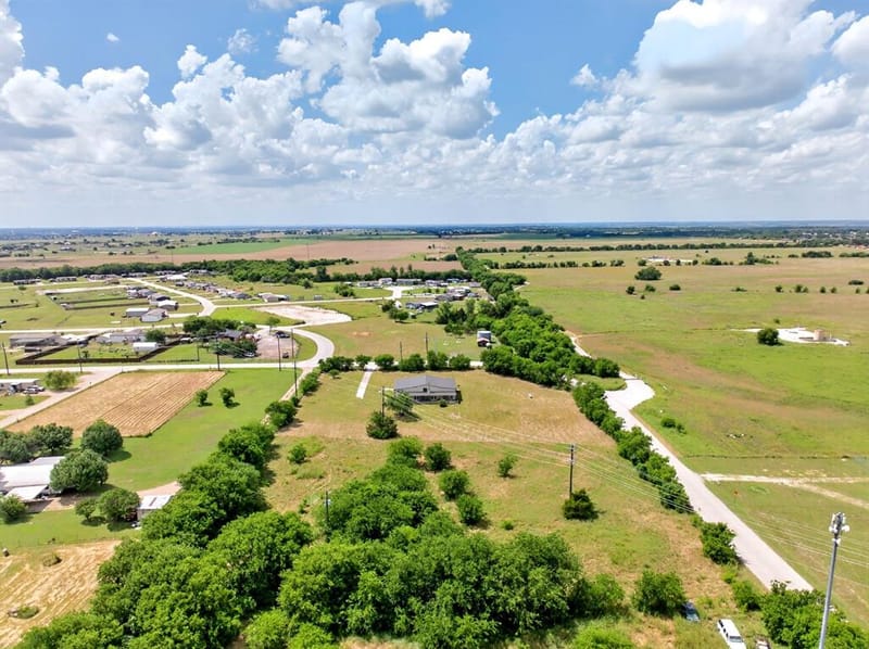 11110 Old Stoney Road, Ponder TX 76259 - Photo 31