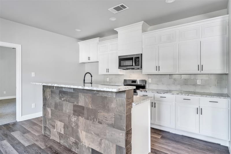 303 Pemberton Street, White Settlement TX 76108 - Photo 7