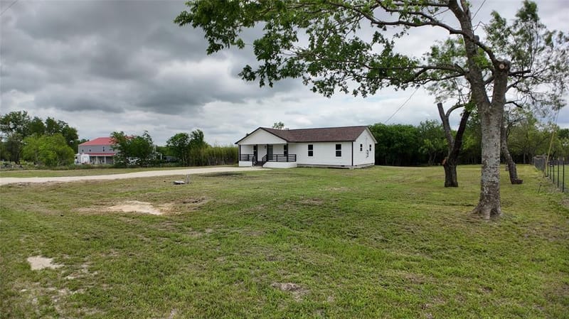 3037 County Road 0018, Corsicana TX 75110 - Photo 19