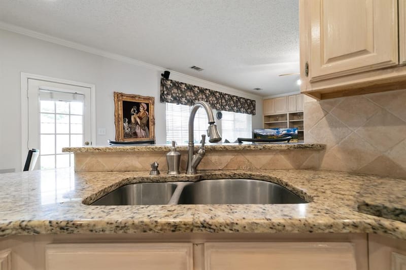 6701 Laramie Drive, Plano TX 75023 - Photo 18