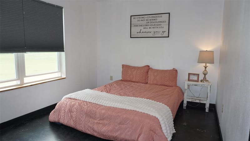 1410 Rs County Road 1235, Point TX 75472 - Photo 12