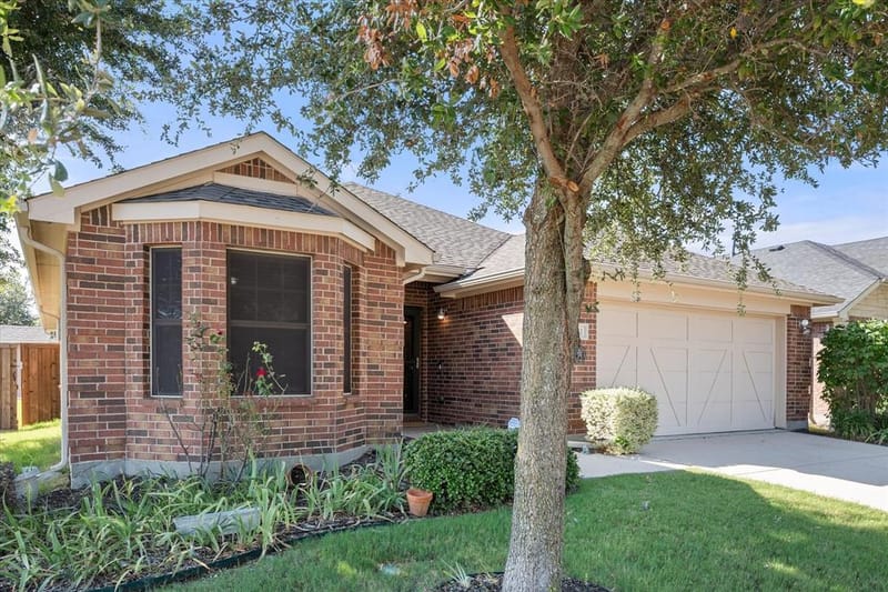 1001 Pigeon Hawk Drive, Little Elm TX 75068
