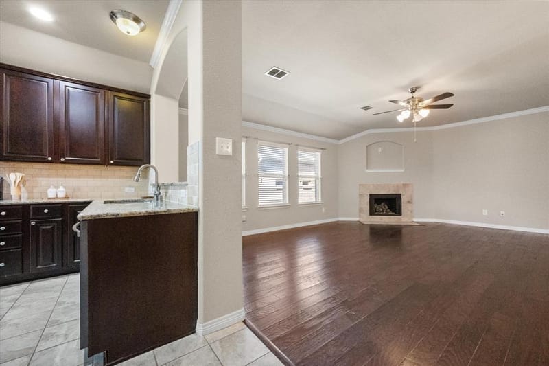 1001 Pigeon Hawk Drive, Little Elm TX 75068 - Photo 10