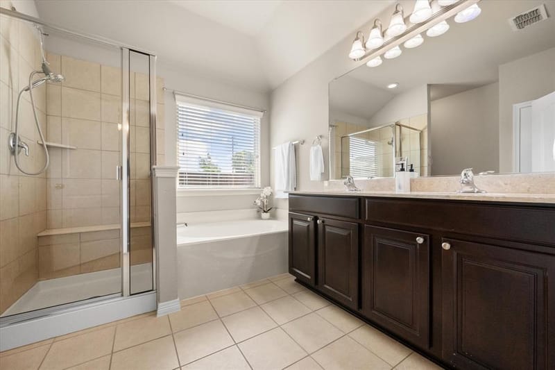 1001 Pigeon Hawk Drive, Little Elm TX 75068 - Photo 18
