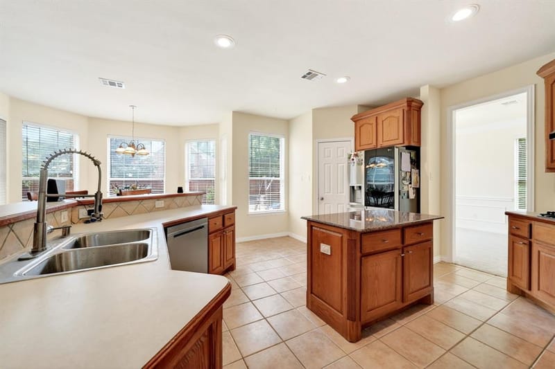 4502 Amanda Court, Rowlett TX 75088 - Photo 16