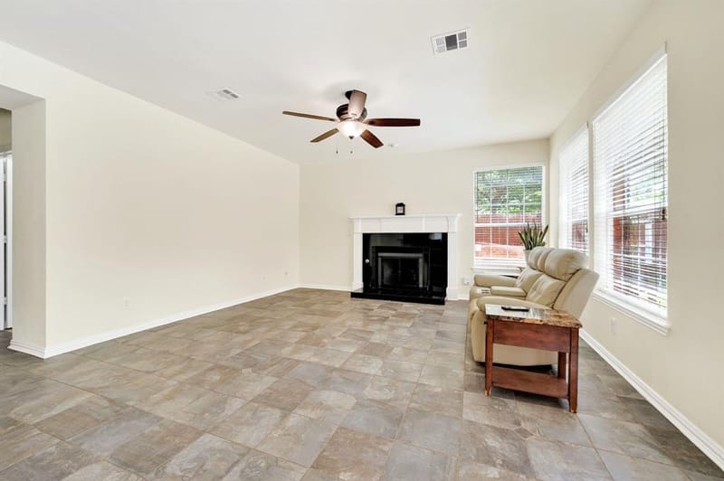 4502 Amanda Court, Rowlett TX 75088 - Photo 10