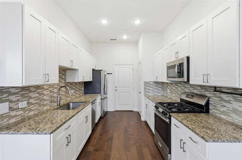 2413 Ash Lane, Sachse TX 75048 - Photo 6