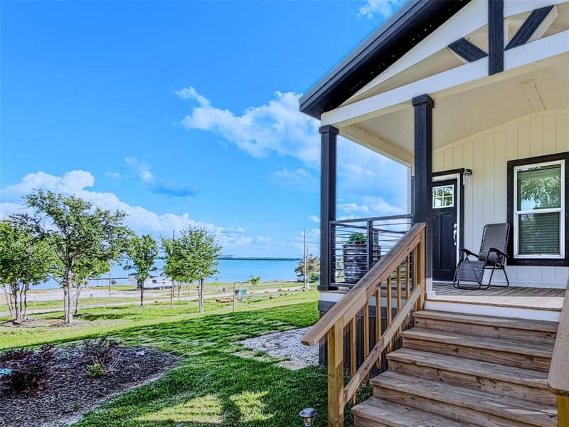 213 Meadow Pond Court, Runaway Bay TX 76426 - Photo 17