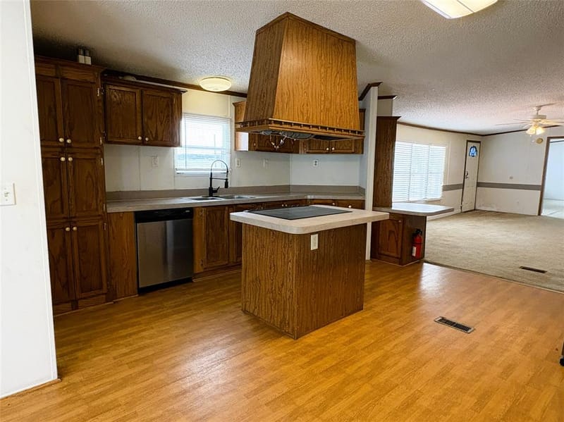 204 Causeway Cove, Seven Points TX 75143 - Photo 9