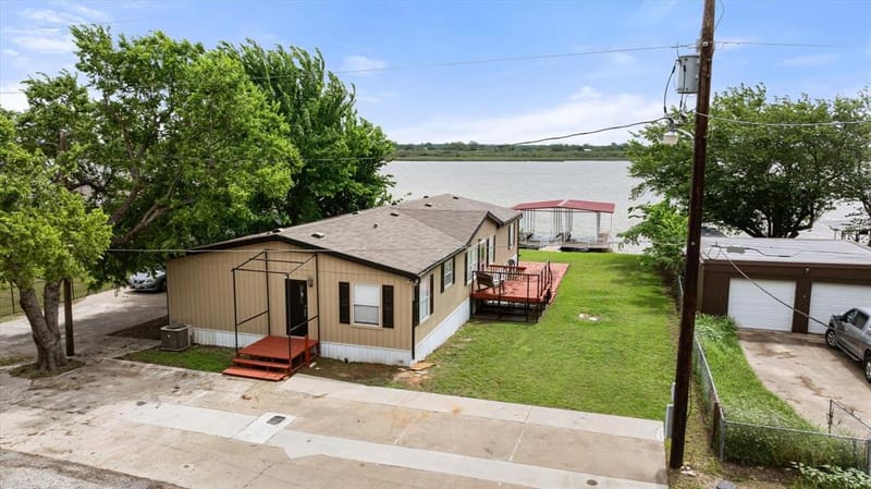 5821 Parkside Court, Granbury TX 76048 - Photo 27