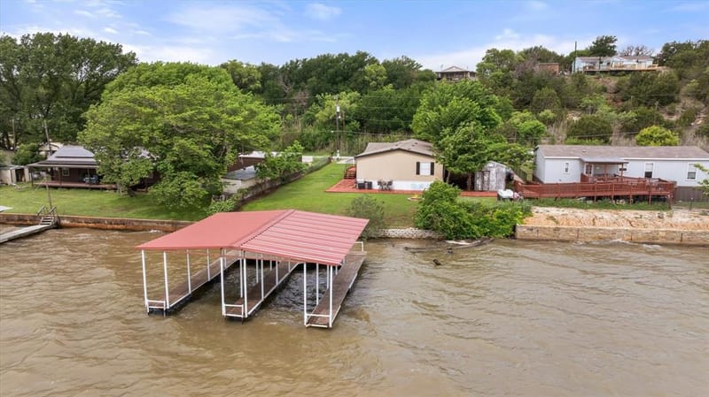 5821 Parkside Court, Granbury TX 76048 - Photo 29