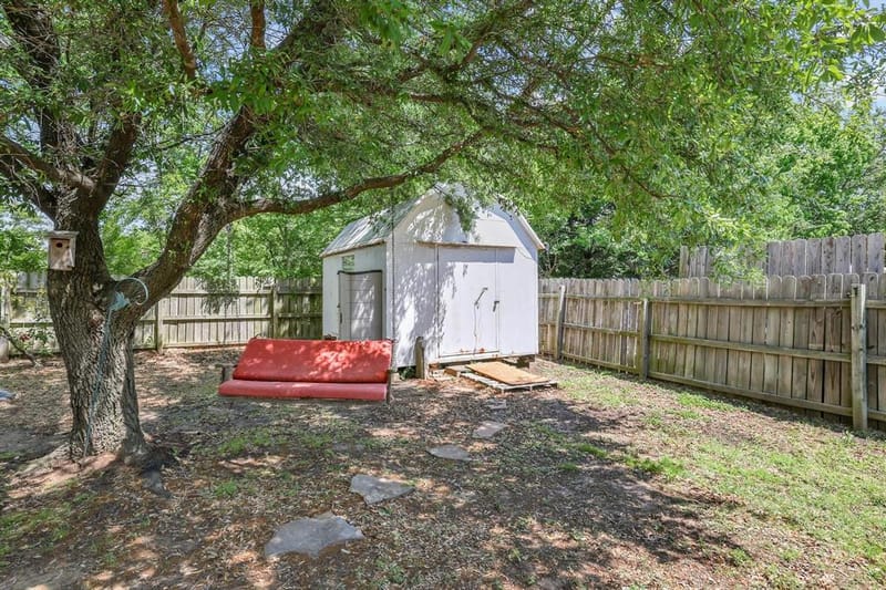 210 Bryant Street, Pottsboro TX 75076 - Photo 37