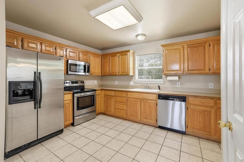 210 Bryant Street, Pottsboro TX 75076 - Photo 11