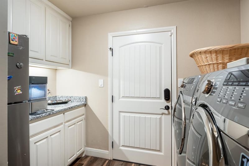 10008 Flight Plan Drive, Granbury TX 76049 - Photo 14