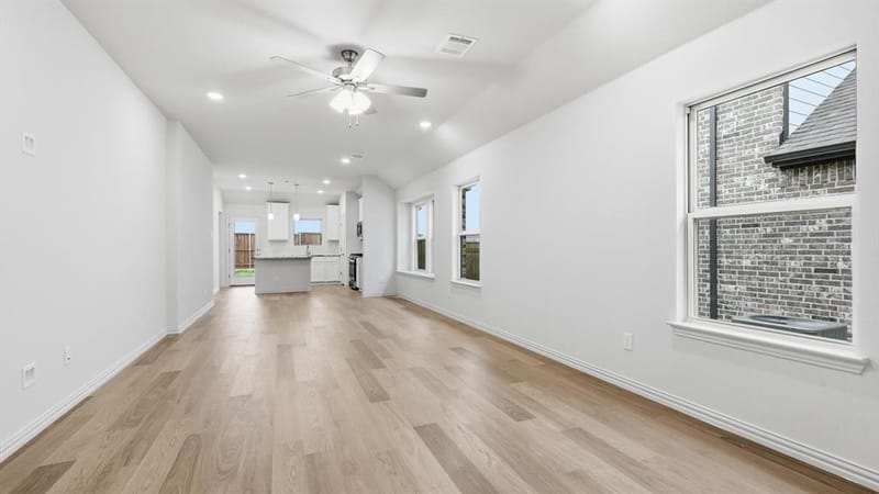 818 Whitmore Drive, Princeton TX 75071 - Photo 10