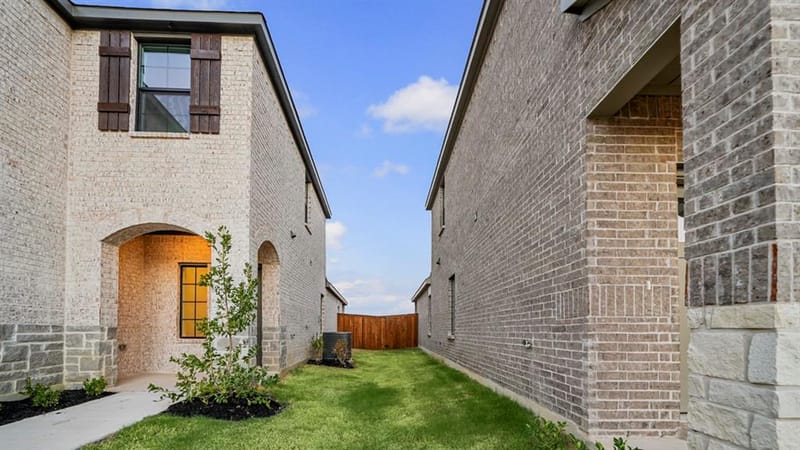 2033 Whispering Lane, Celina TX 75009 - Photo 29