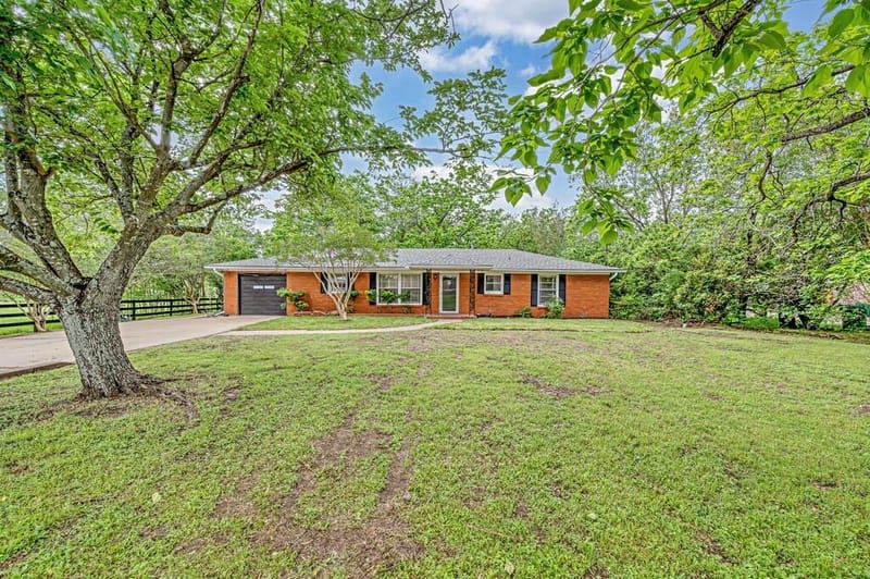 311 E Newland, Robinson TX 76706 - Photo 2