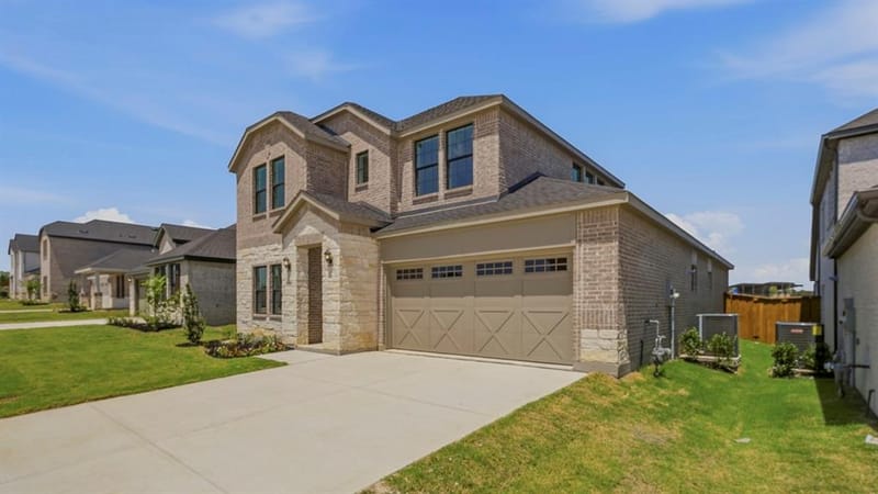 2024 Willow Drift Street, Celina TX 75009 - Photo 3