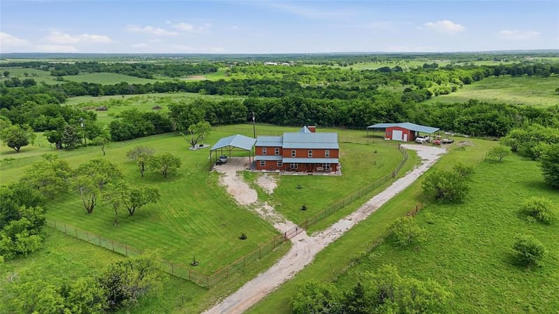 4652 Old Southmayd Road, Sherman TX 75092