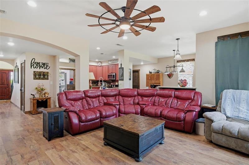 4652 Old Southmayd Road, Sherman TX 75092 - Photo 9