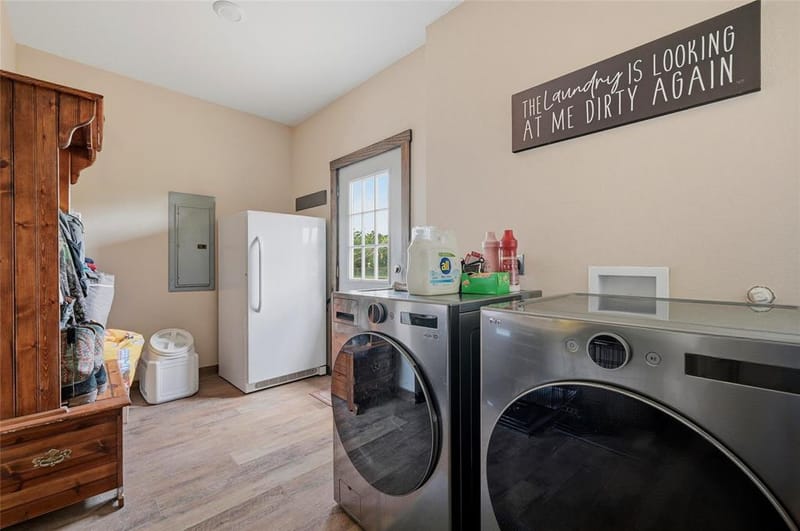 4652 Old Southmayd Road, Sherman TX 75092 - Photo 15