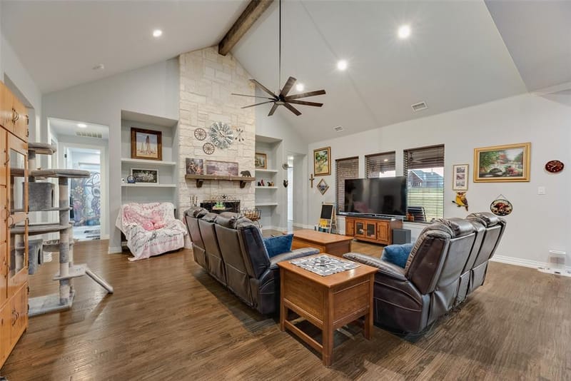252 Agua Linda Drive, Godley TX 76044 - Photo 17