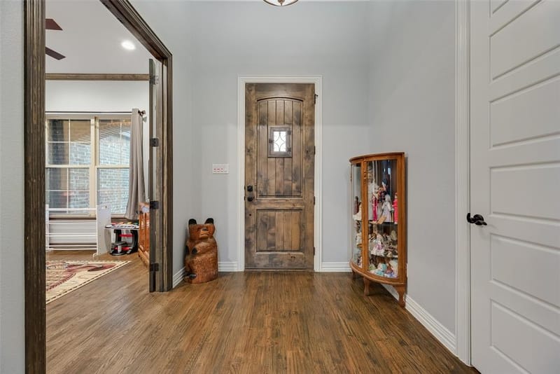 252 Agua Linda Drive, Godley TX 76044 - Photo 12