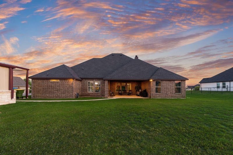252 Agua Linda Drive, Godley TX 76044 - Photo 37