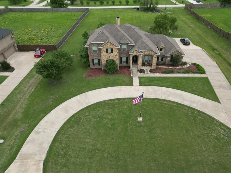 13154 Franklin Lane, Talty TX 75126 - Photo 2