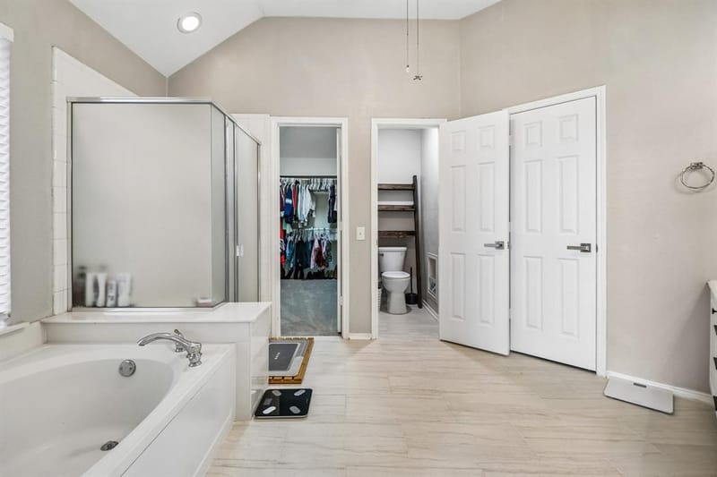1318 Pinehurst Drive, Lewisville TX 75077 - Photo 17