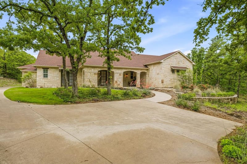 6436 Valley Creek, Pilot Point TX 76258 - Photo 3