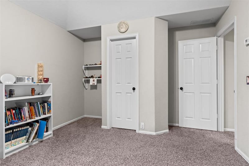 2815 S Serrano, Grand Prairie TX 75054 - Photo 28