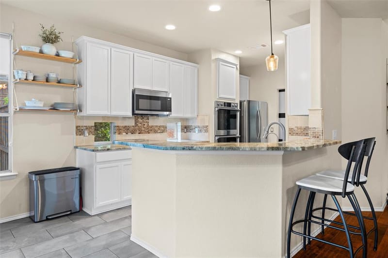2815 S Serrano, Grand Prairie TX 75054 - Photo 9