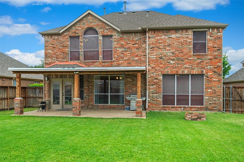 2815 S Serrano, Grand Prairie TX 75054 - Photo 39