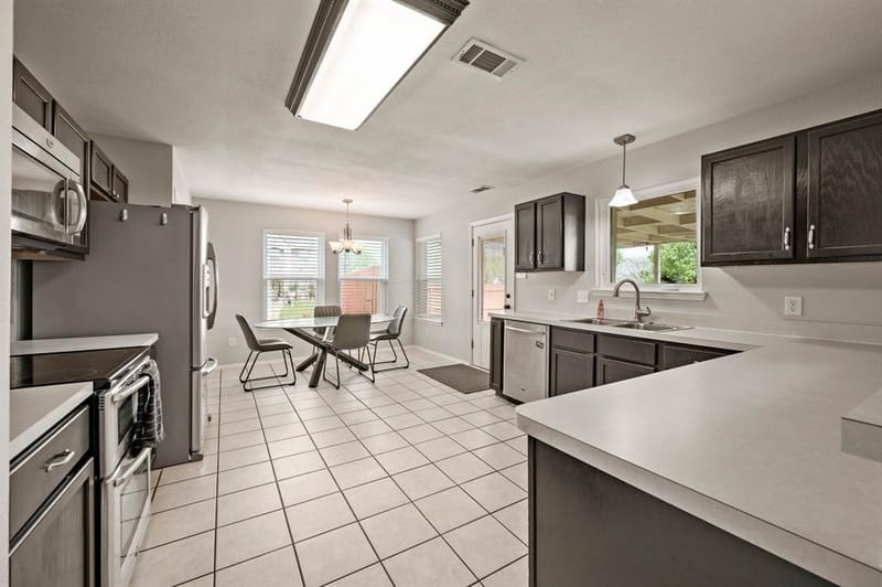 1040 Canyon Drive, Justin TX 76247 - Photo 29
