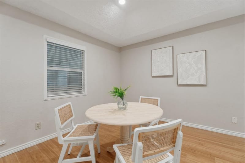 7114 Lo Chalmers Lane, Garland TX 75043 - Photo 6
