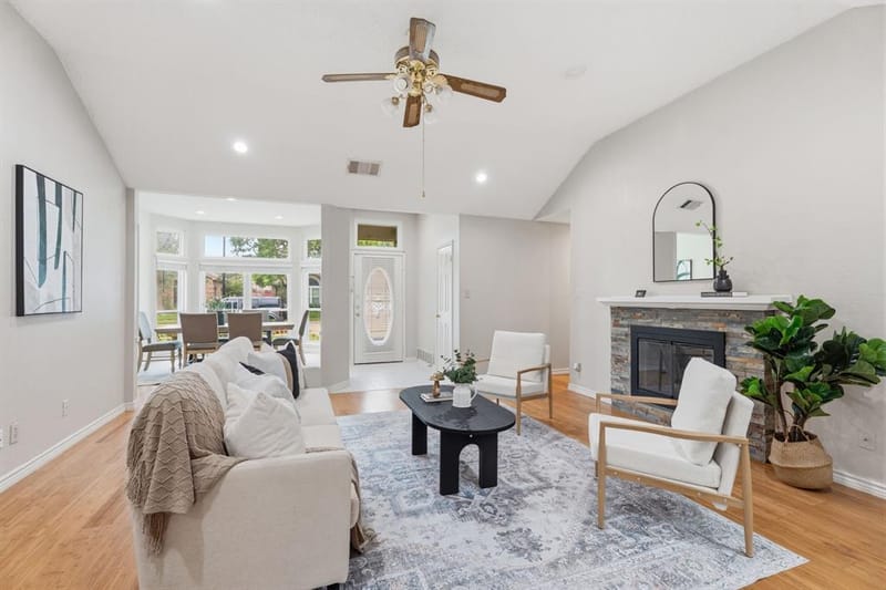 7114 Lo Chalmers Lane, Garland TX 75043