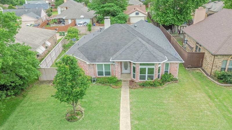 7114 Lo Chalmers Lane, Garland TX 75043 - Photo 19