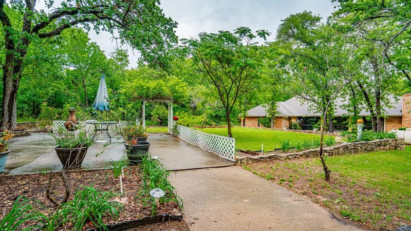 6520 Fall Creek Highway, Granbury TX 76049 - Photo 2