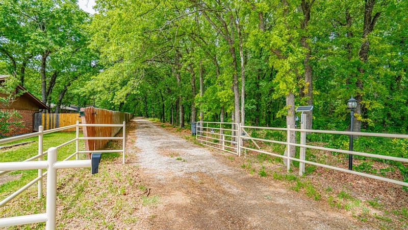 6520 Fall Creek Highway, Granbury TX 76049 - Photo 5