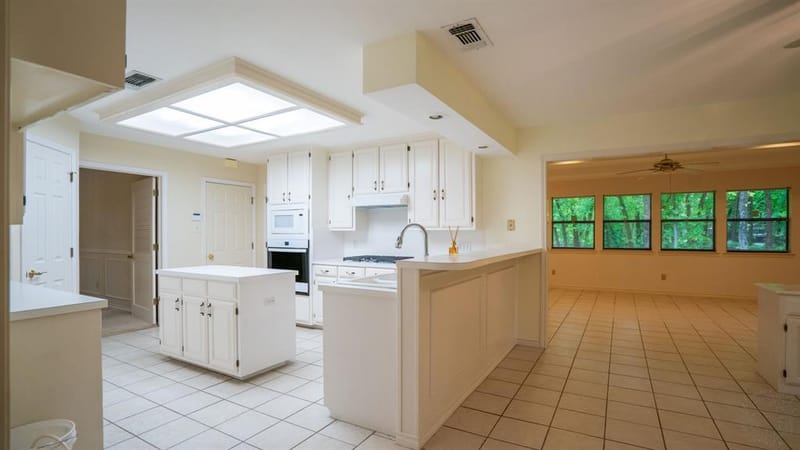 6520 Fall Creek Highway, Granbury TX 76049 - Photo 10