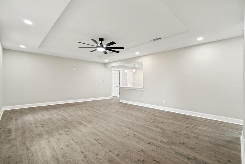 510-512 Grandview Drive, Granbury TX 76049 - Photo 7