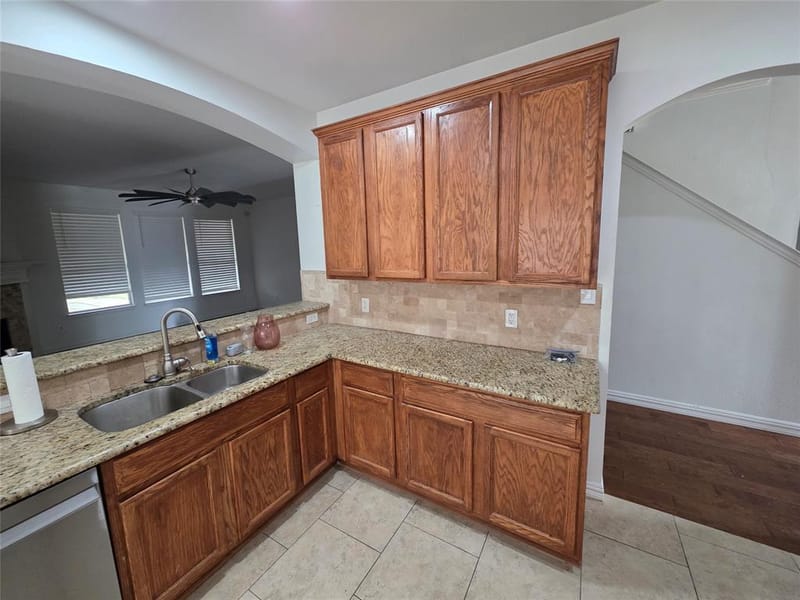 5529 Big River Drive, The Colony TX 75056 - Photo 5