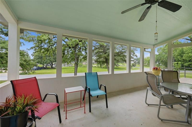 316 Comanche Drive, Lake Kiowa TX 76240 - Photo 33