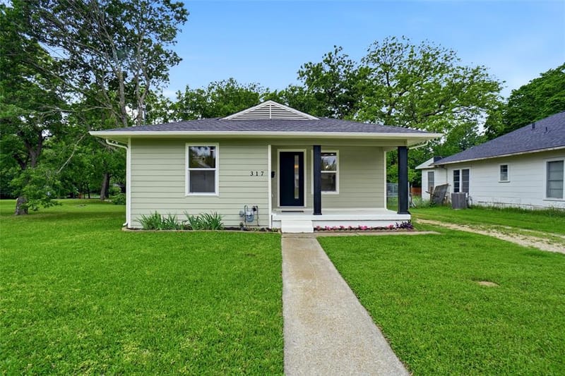 317 S Walker Street, Mesquite TX 75149 - Photo 4