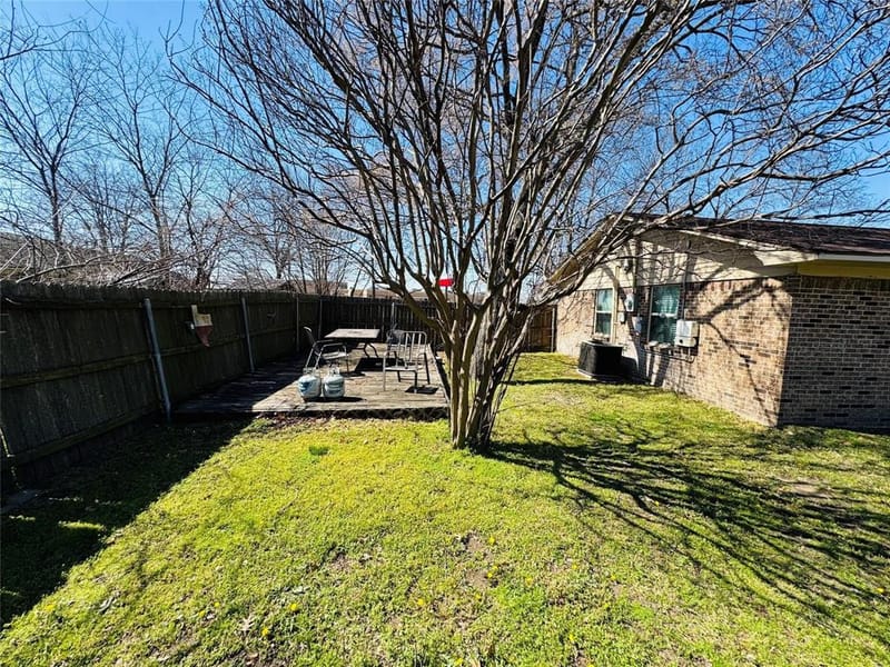 305 S 1st Street, Crandall TX 75114 - Photo 10