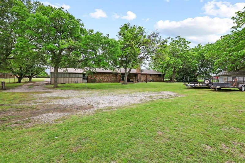506 Fm 816, Wolfe City TX 75496 - Photo 10