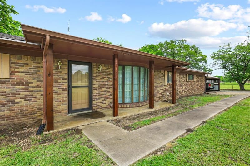506 Fm 816, Wolfe City TX 75496 - Photo 4